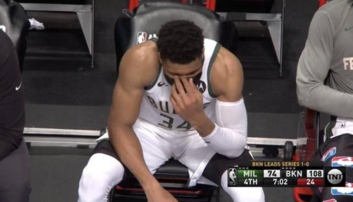 字母哥|输球不可怕，可怕的是字母哥正在失去队友的信任，伸手要球都不给？