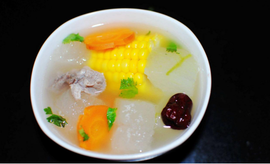 甲状腺癌|90后夫妻天天喝骨汤,双双确诊甲状腺癌,医生:无知,排骨怎能和它一起炖