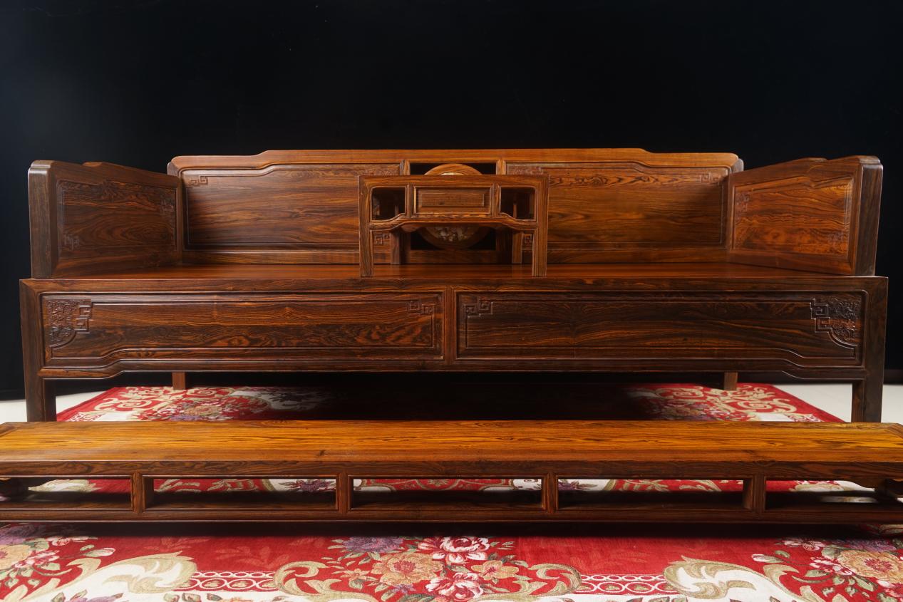 红木家具消费误区多 不必非“满彻”家具不买