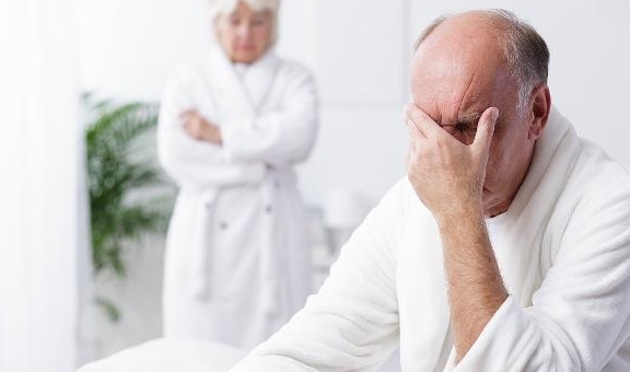 尿酸|尿酸高不高，看小便就知道？内科主任：高尿酸人群，上厕所有3“特征”