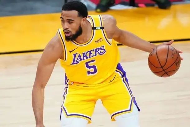 湖人队 五星湖人存致命短板!潜力小将或成交易筹码,湖人酝酿终极补强!