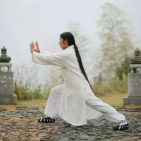 小草剪影