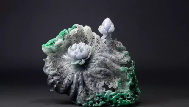 翡翠|素面翡翠和镶嵌的区别是什么？很多人都不清楚，到底应如何去选