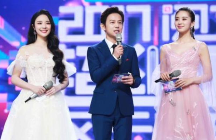 央视|央视主持人被拍,他们私下有多“不正经”,你能想到?