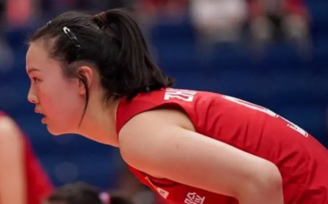 王梦洁|登热搜榜！王梦洁躲一传，洪钢称张常宁一带五，林莉背传刷屏