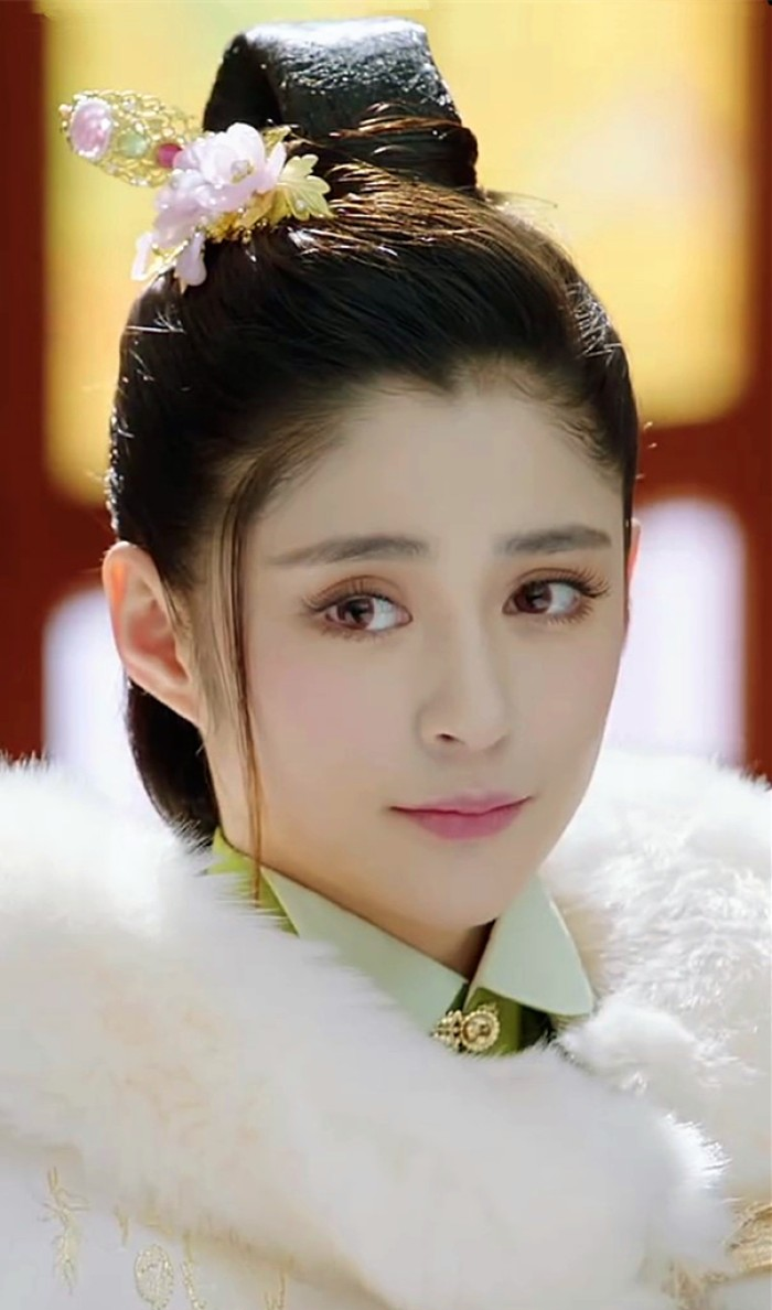 李心艾|李心艾,曾是周杰伦最美女主,现在她的身材和早前的她,胖若两人
