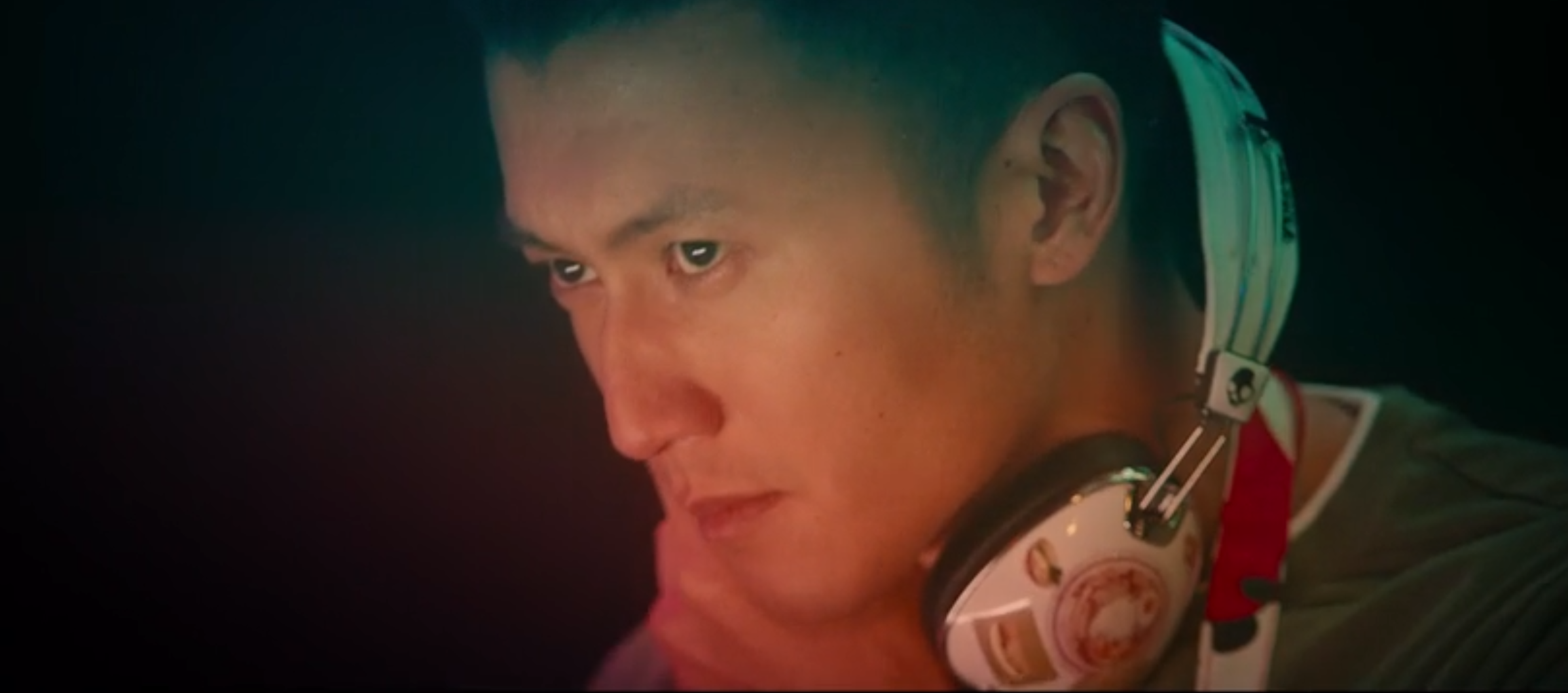 古董局中局|《古董局中局》一打七夺冠,成龙客串新片9小时票房破107万