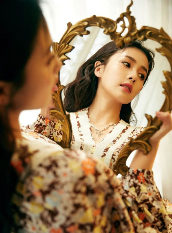 白梦妍|27岁白鹿路人照流出，颜值清新身材有料，这位女神真的好美丽