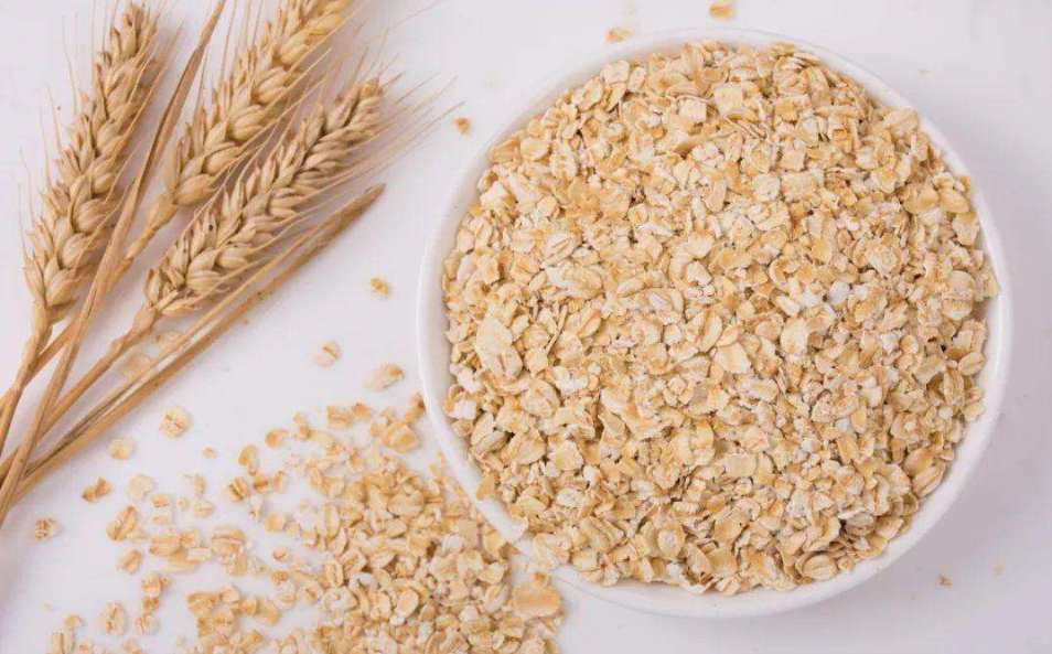 甲状腺结节|26岁女子确诊甲状腺结节,半年时间变瘤,医生:这种“散结”方法不可取