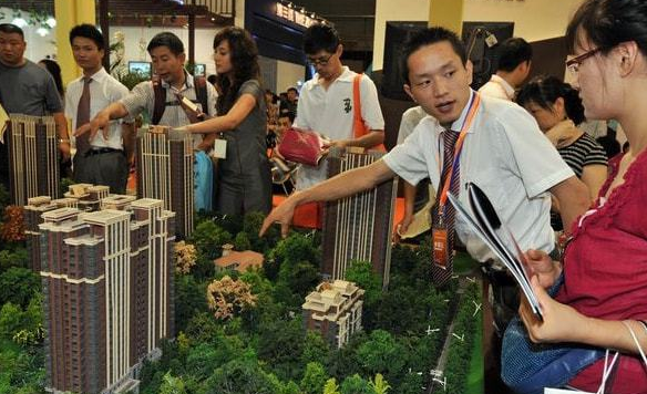 购房置业|买房距离地铁多远合适？住过“地铁房”的人，告诉你答案