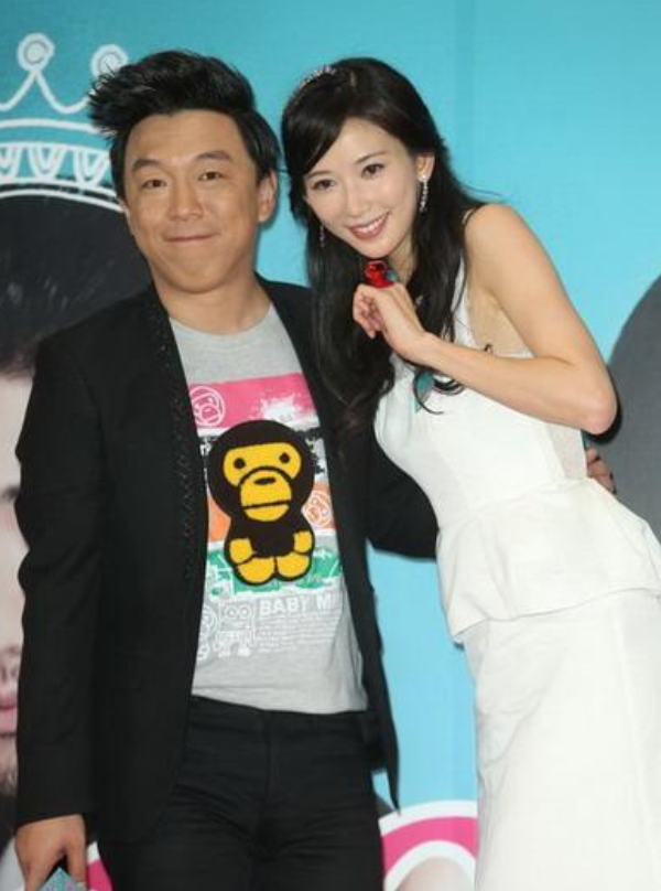 黄渤|黄渤“隐藏”13年的老婆，原来是我们熟悉的她，难怪看不上林志玲