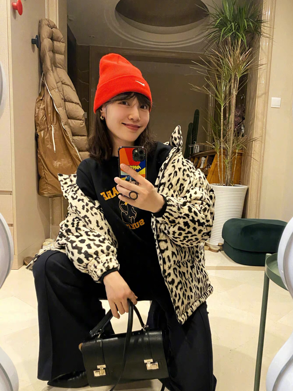 |白百何为啥被称“女版陈冠希”？看完这些照片后，就知道原因了