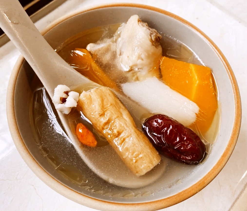 脾胃|秋天适合小孩喝的三款汤，强健脾胃，加快吸收营养