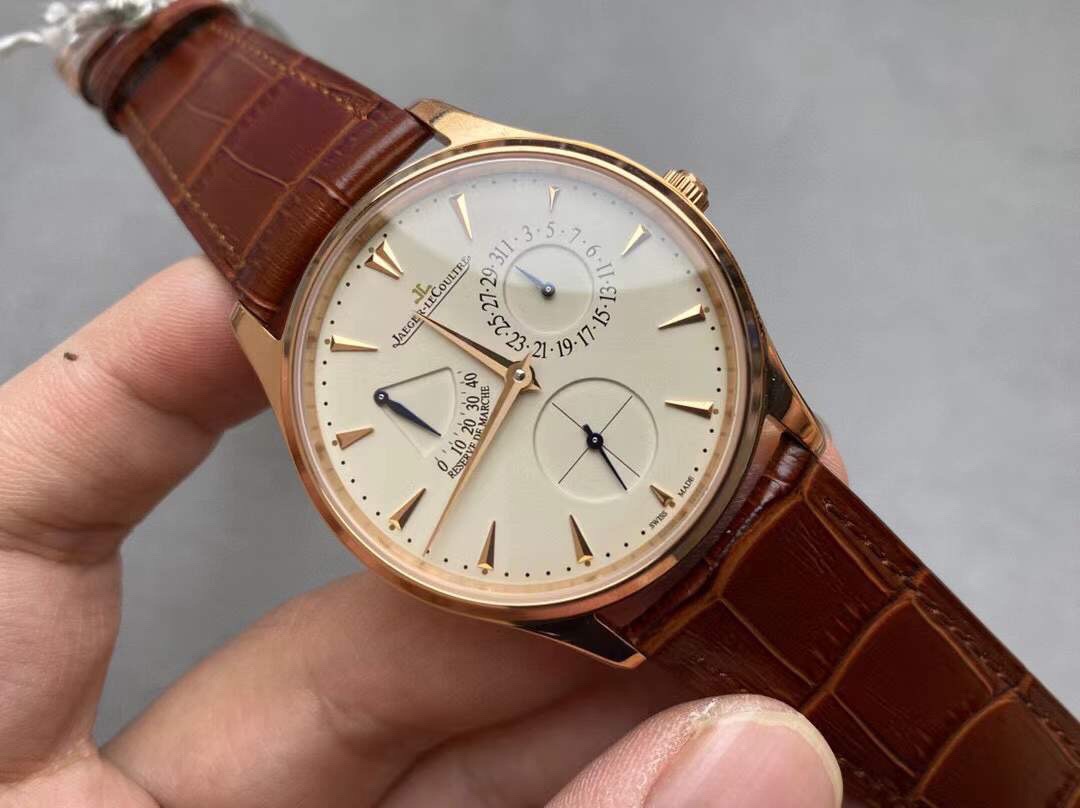 虎妈陪宝宝|瑞士对中国复刻表水平如此超高,瑞士钟表协会表示严重抗议