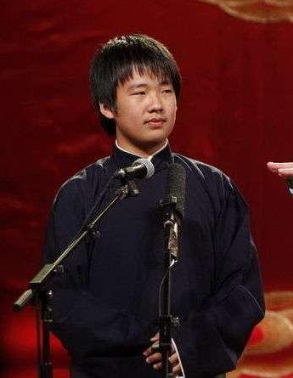 郭麒麟|“最惨富二代”郭麒麟逆袭：工资5000，减肥80斤后爆红成一线！