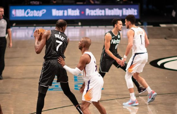 保羅|保羅晃倒格里芬！帶隊攪翻聯盟格局，MVP順位低于詹姆斯引爭議