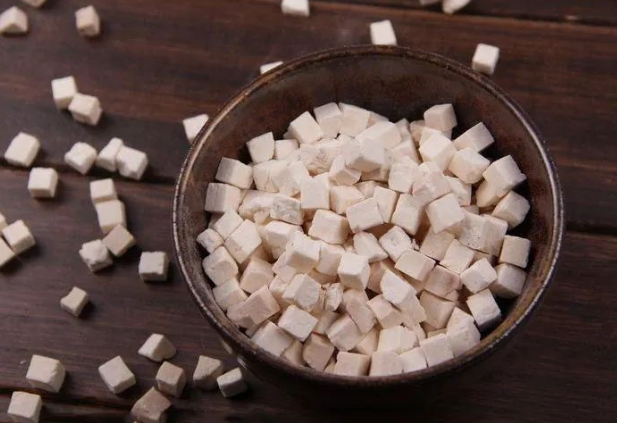 医生|29岁女教师“内卷”5年，查出肝癌，化疗3次离世，医生：内卷太害人