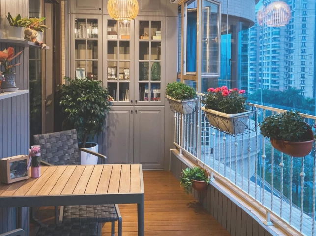 阳台只能晾衣服吗?那就证明你的阳台来利用了,这样的改造太香了