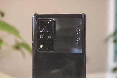 荣耀v40|荣耀V40评测：说说它的技术优势