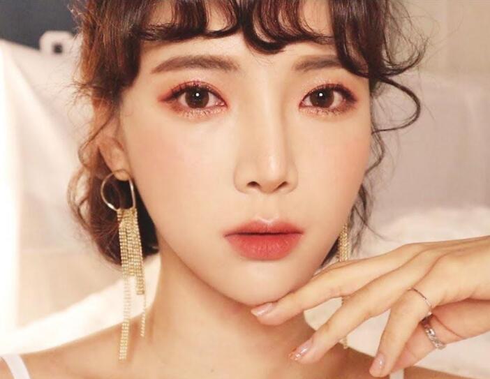 卵巢早衰|为什么不建议女人纹眉？看看专家是怎么说的，庆幸自己没有这么干