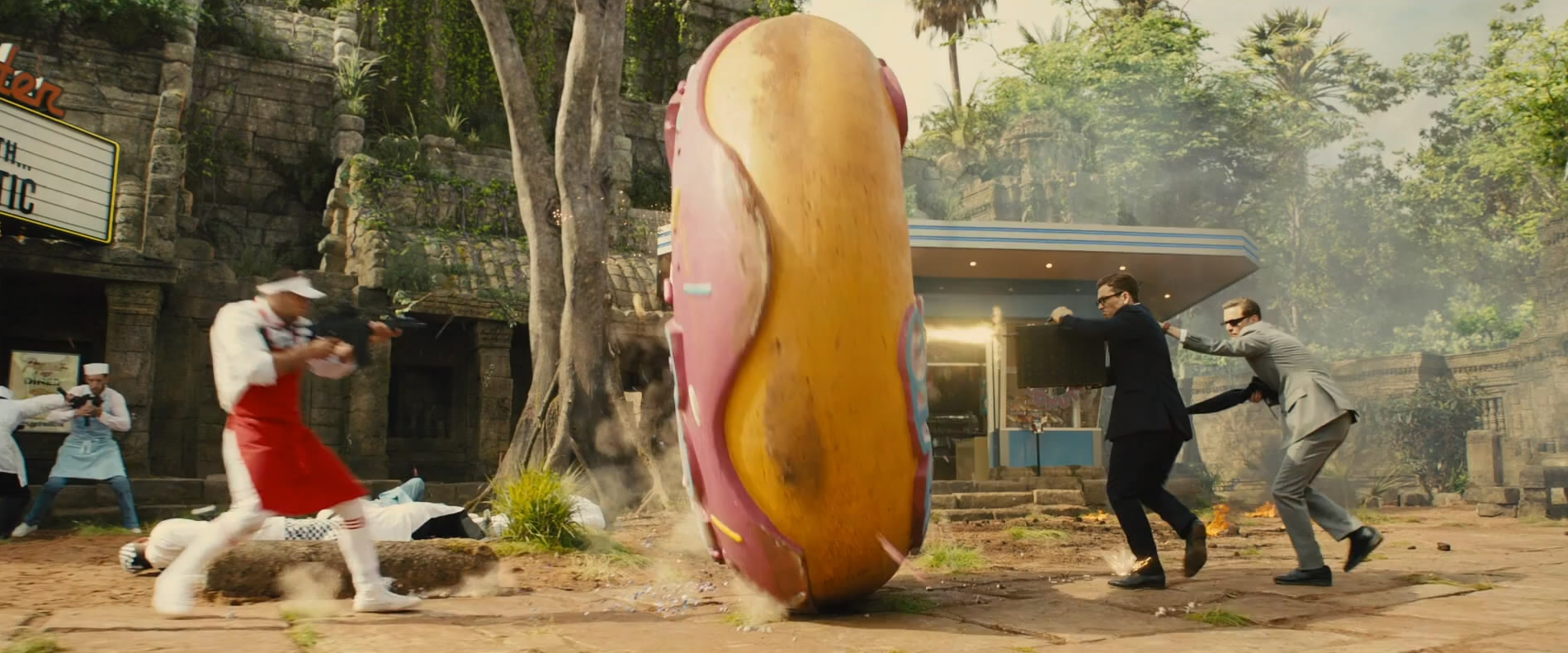 王牌特工|跟《蜘蛛侠3》同期上映，耗资9亿的大片，5天票房6300万