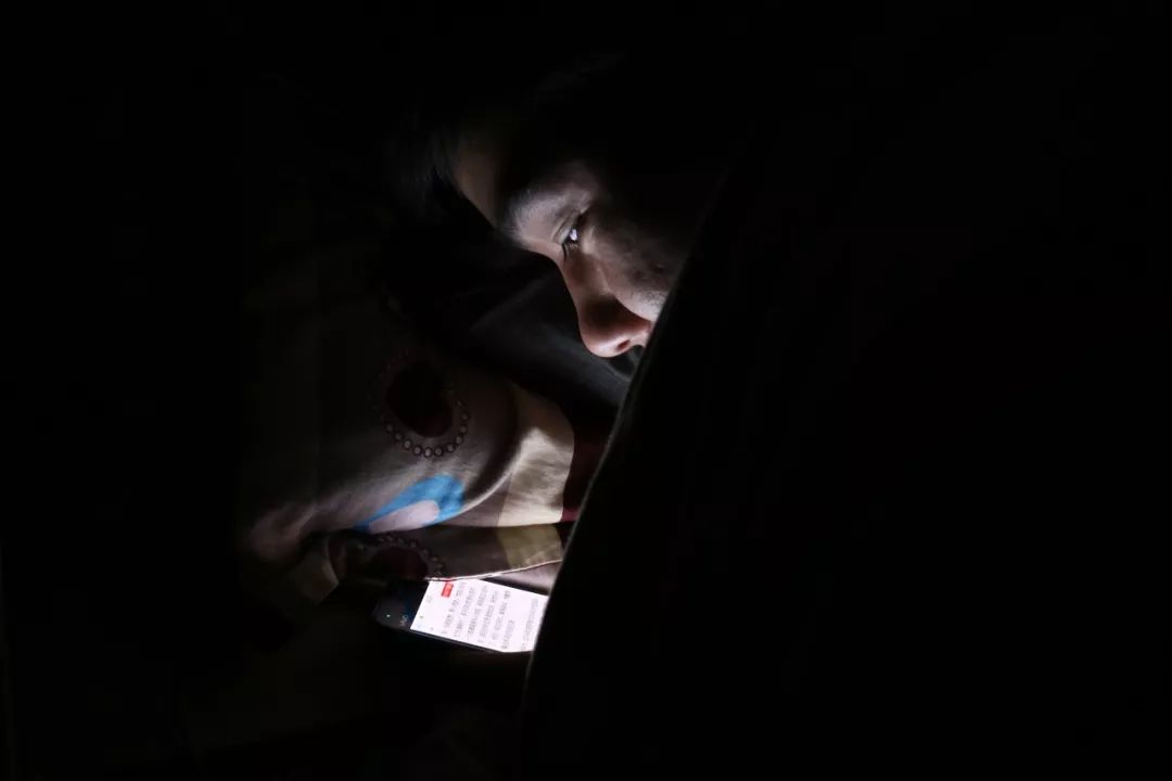 T恤衬衫白帆布 20岁少女没有谈过恋爱，感染上hpv，医生：无知，“1事”做太多