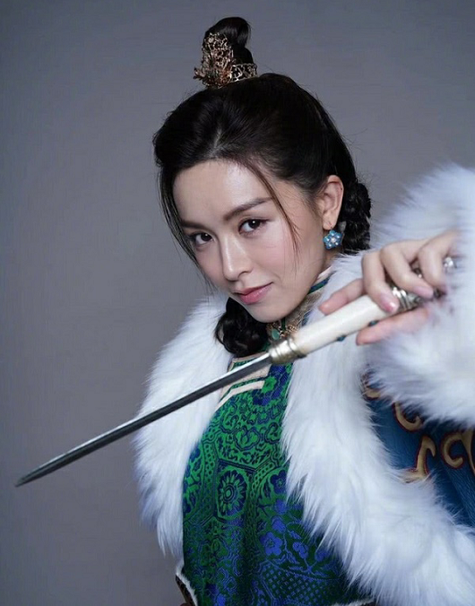 赵敏|42岁林峰和33岁文咏珊主演《倚天屠龙记》，中年版张无忌和赵敏？