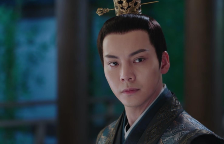 古装剧|“乌龟背”明星有多少？仪态不好还演古装剧，掂量一下实力吧！