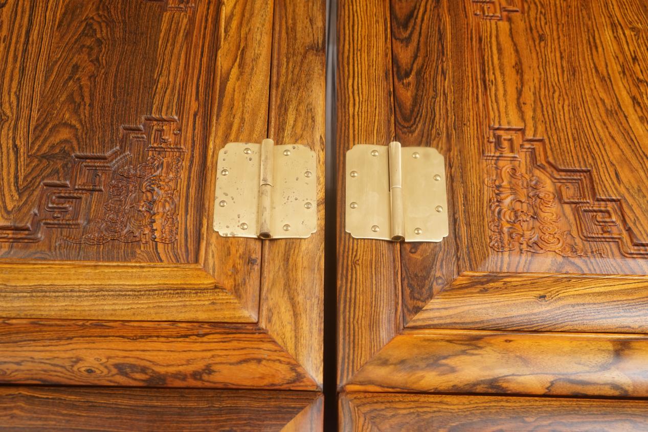 红木家具:这些小妙招让你家的老红木家具焕然如新