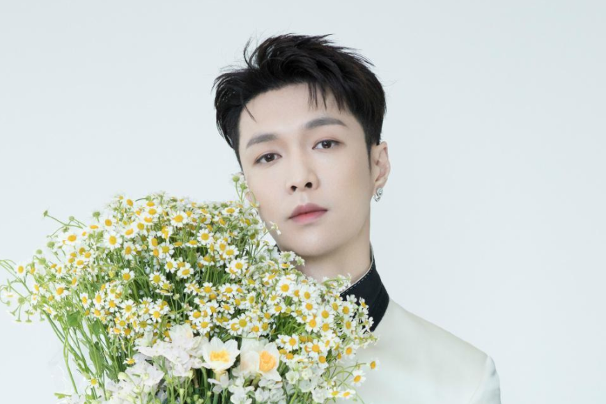 张艺兴|在娱乐圈,张艺兴都在做对得起自己,坚持自己的原则的事情