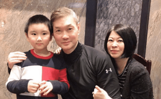 电影|?年轻时“相貌凶恶”、年老时“面善”的4位明星，最后一位变得好慈祥