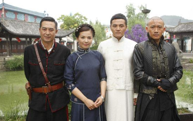 姚策|他是张嘉译的亲表弟，被表哥用11部戏捧红，如今戏约不断