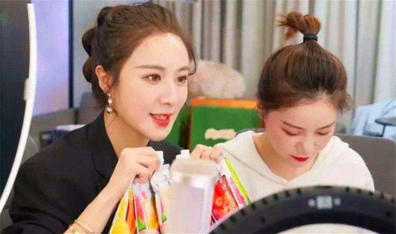 薇娅|张大仙3年4亿未入十强，网曝主播收入排行榜，第3之人出乎意料