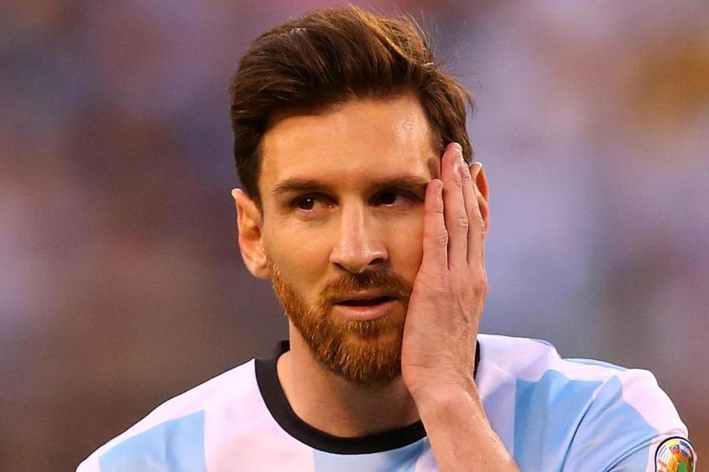 梅西|實至名歸！梅西正式甩開C羅成為世界最佳