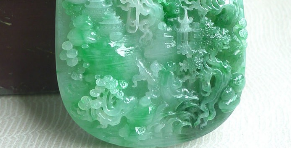 翡翠|这几种玉石,也能算得上是翡翠中的冒牌货,不少人都认不出来