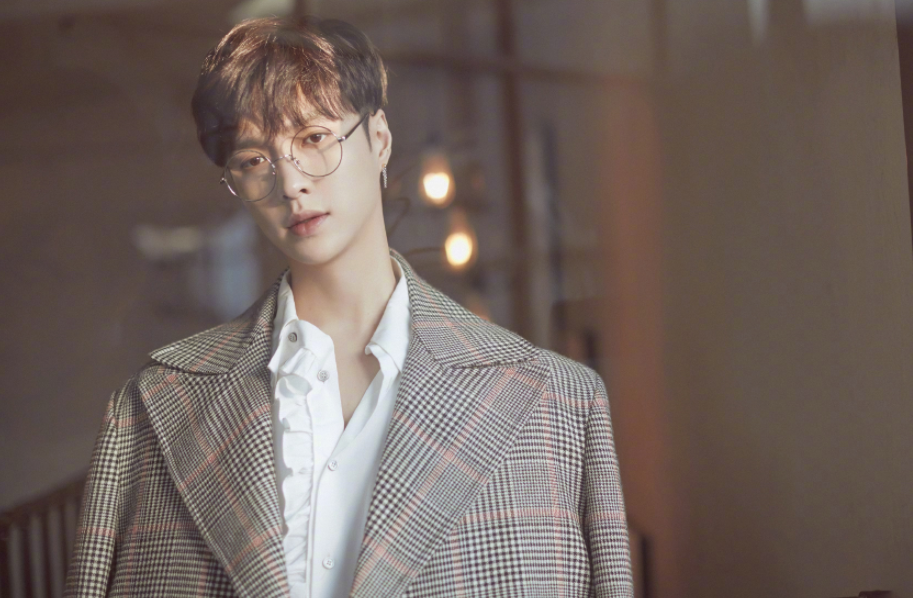 张艺兴|在娱乐圈,张艺兴都在做对得起自己,坚持自己的原则的事情