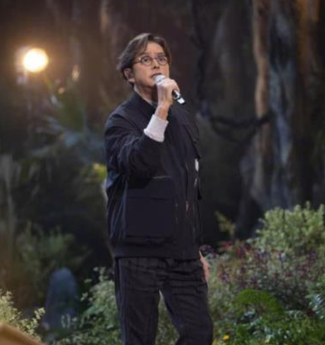 谭咏麟|71岁谭咏麟首次回应绯闻，正式宣布：明年开始减少工作量！