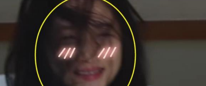 关晓彤|关晓彤起床后素颜曝光，头发凌乱不堪，脖子上的印记太明显！