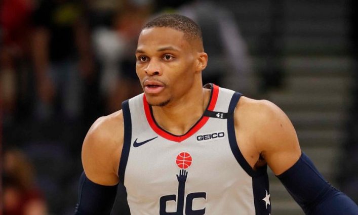 威斯布魯克|三雙王VS得分王 ！韋少和哈登誰成就更高？總冠軍或成分水嶺