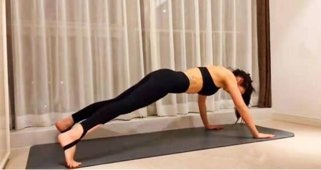 吴宣仪|果然好的身材都是通过练出来的,吴宣仪的漫画腿简直了,网友:实名羡慕了!