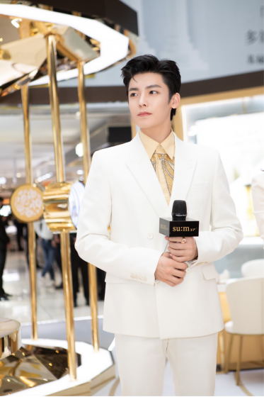 侯明昊|侯明昊生图，颜值太能打