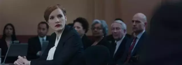 斯隆女士|《斯隆女士》,既残酷又热血的职场大作,国内职场剧比之黯然失色