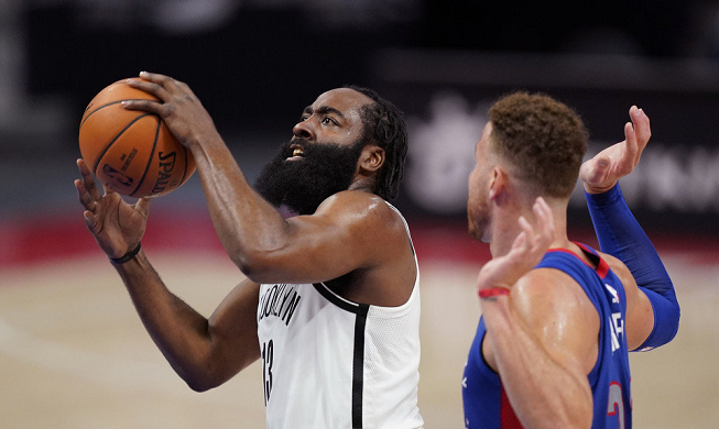 篮网队|从第13跌至联盟倒数第一！哈登加盟篮网之后，球队缺点彻底放大