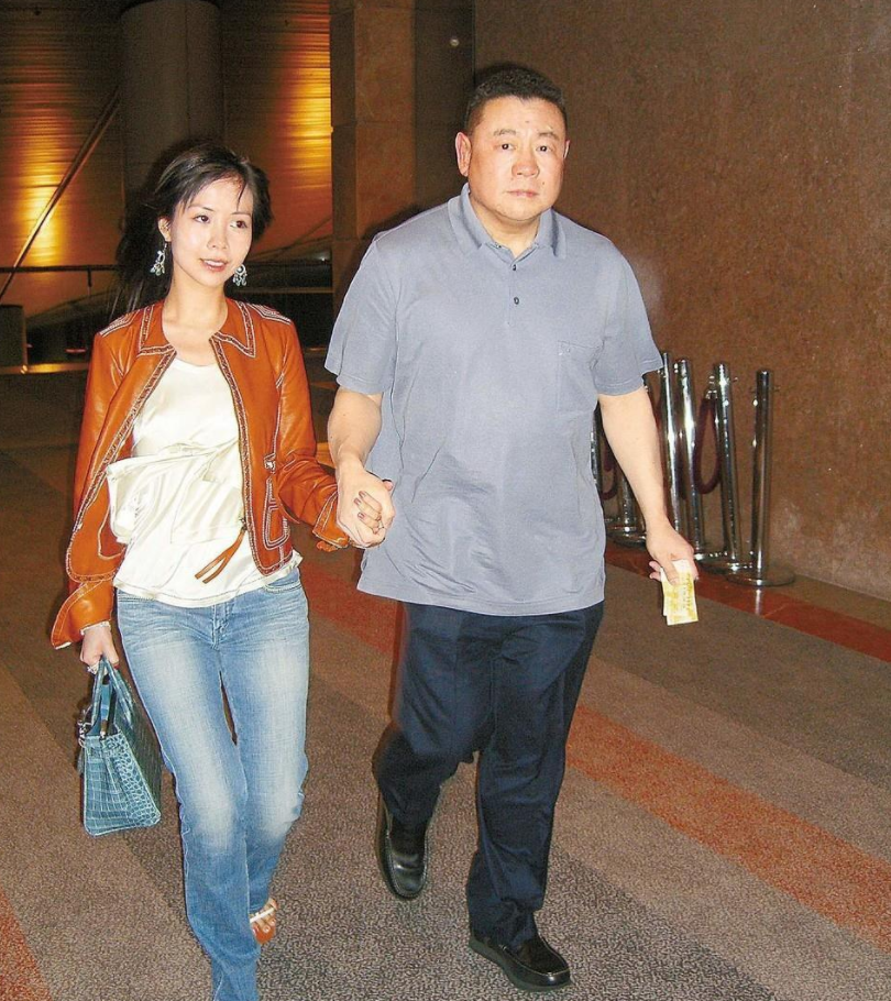 刘銮雄|刘銮雄的女人：关之琳名声尽毁，蔡少芬手握重金，袁洁莹为情迷失