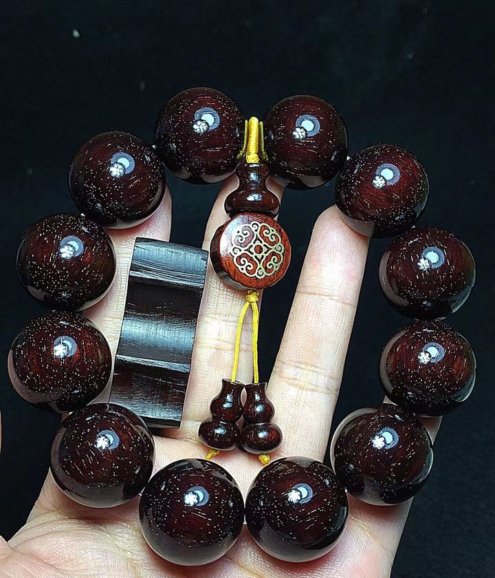 |从入门到行家：关于小叶紫檀需要了解的9个问题