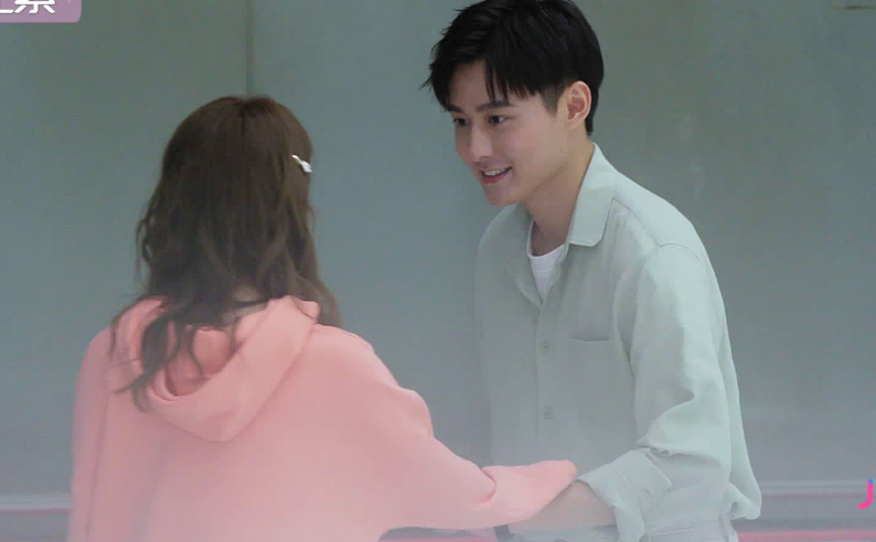 王君瑞|综艺《心动的信号》，小孔没有任何错，是个厉害优秀的女孩子