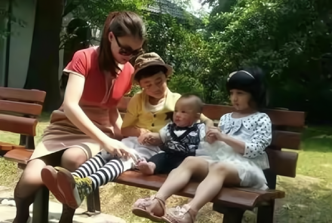 林生斌|林生斌人设崩塌，四年前预言成真，周兆成：当时他找到我态度既得意又傲慢