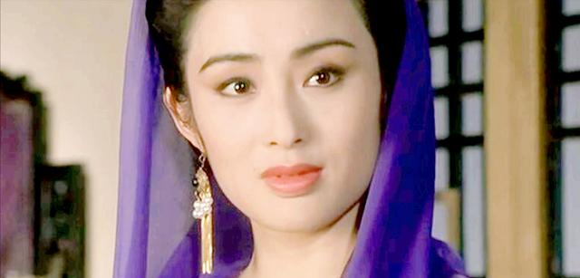 张敏|张敏53岁落魄了？找小10岁不知名导演当二婚对象，被男方酒后消遣