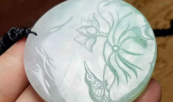 翡翠|一起来了解，这些名头比较大的特殊的翡翠，这可骗了很多人呢