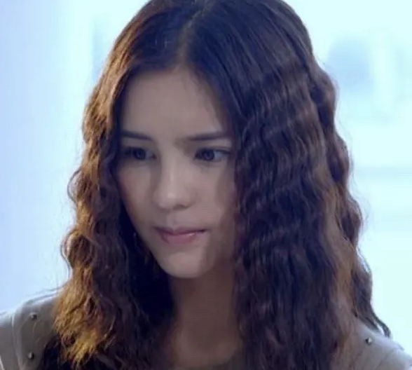 职场故事|想死就要谈恋爱？这部沙雕泰剧爱了！